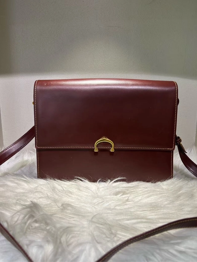 Pre-loved CARTIER Burgundy Leather Shoulder Bag