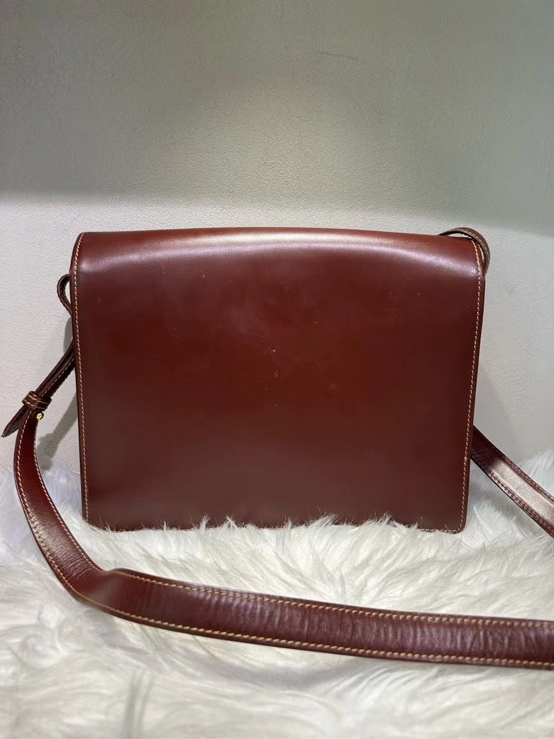 Pre-loved CARTIER Burgundy Leather Shoulder Bag
