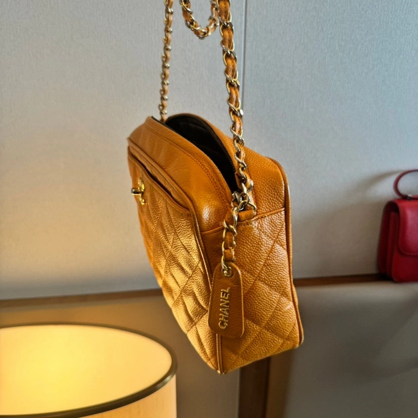 Preloved Chanel Quilted Caviar Leather Crossbody Bag in Orange