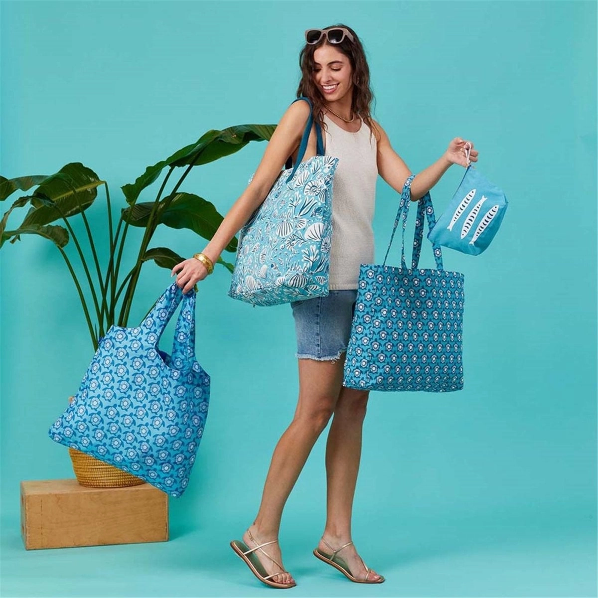 Sea Life Carryall