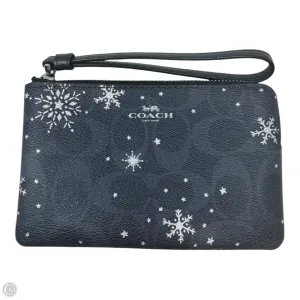 Signature Snowflake Wristlet Designer By Coach, Size: Small