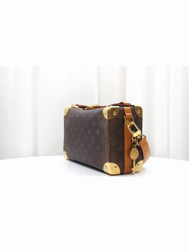 Soul Trunk East West Shoulder Cross Bag M11536