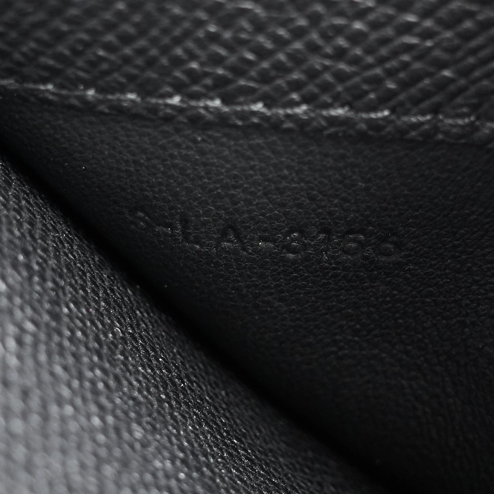 Trotteur Small Calfskin Leather Bag
