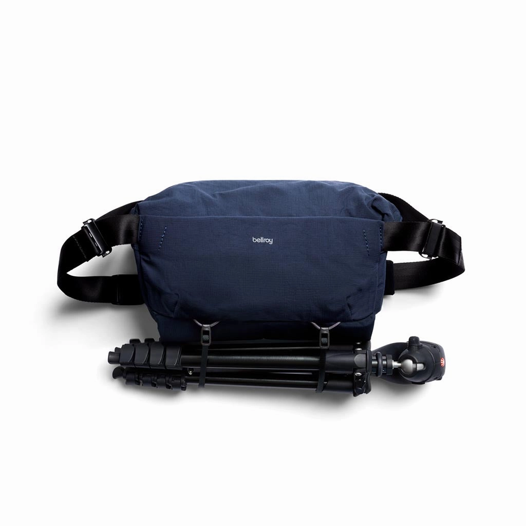 Venture Camera Sling 10L