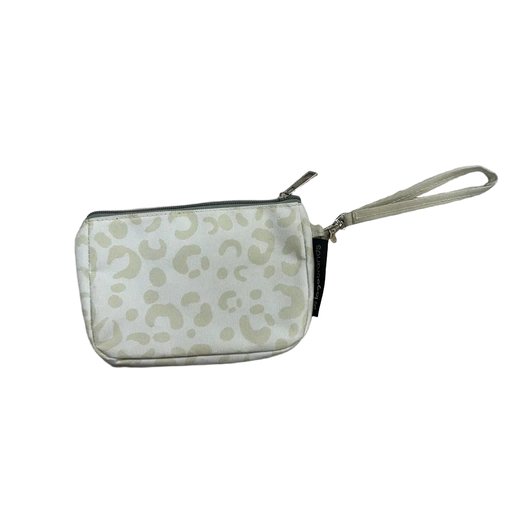 Wristlet By Clothes Mentor  Size: Medium
