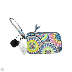 Wristlet By Vera Bradley, Size: Medium